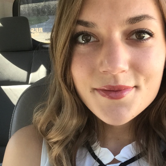 Meet your Posher, Annie - Picture 1 of 1